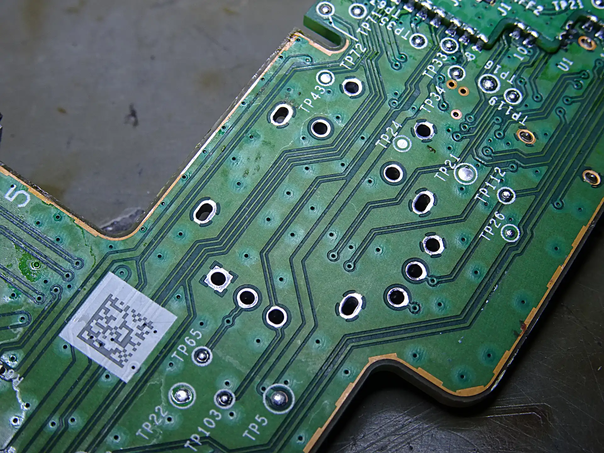 Płyta główna pada Xbox – zbliżenie elektroniki płyta główna pada xbox zbliżenie elektroniki kontrolera